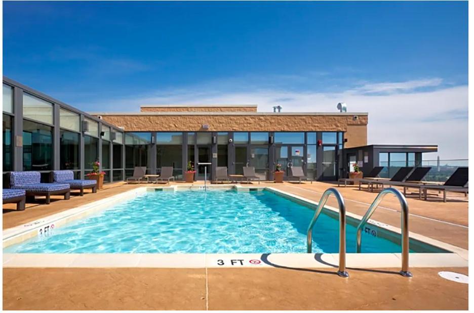 Pentagon Luxe Apartments Arlington Exterior foto